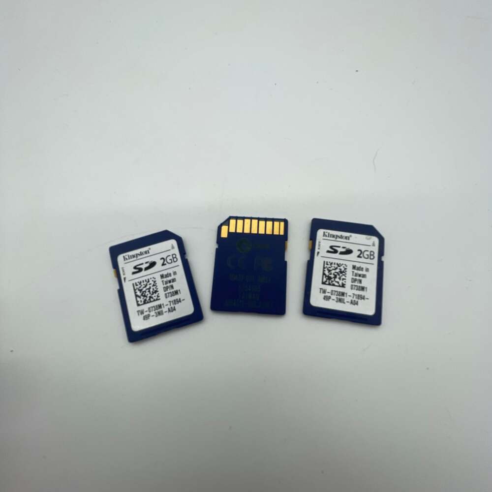 Dell Kingston 738M1 2GB iDRAC vFlash SD Memory Card for PowerEdge Servers